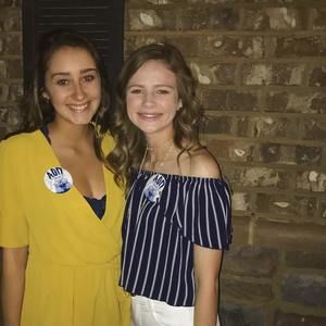 Meet your Posher, Isabella